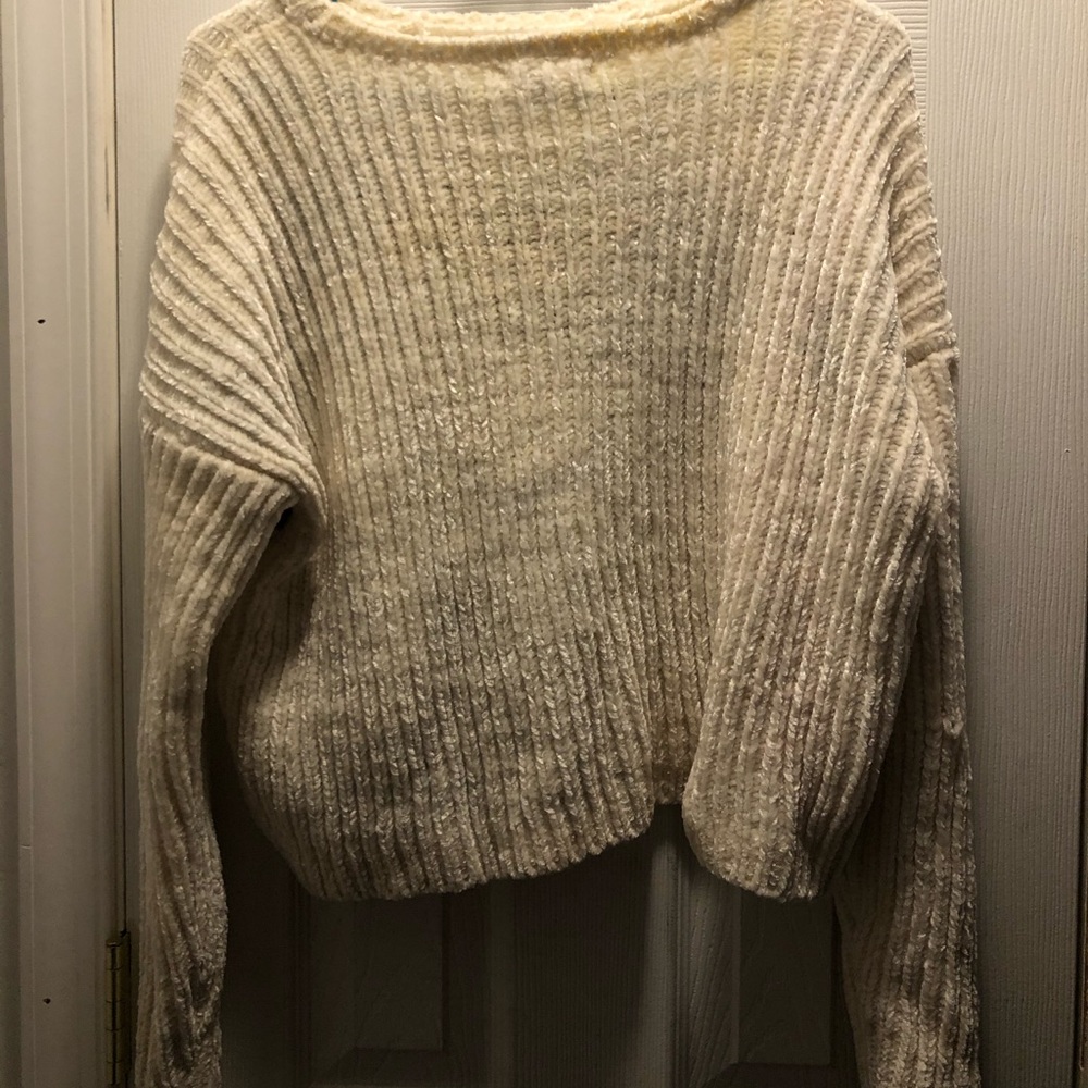 Sweater - Picture 2 of 3